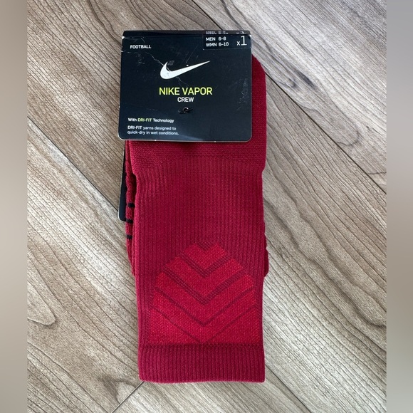 Nike Other - Nike Vapor Crew Football Sock with DRI-Fit Technology Sz Men 6-8 NEW Burgundy